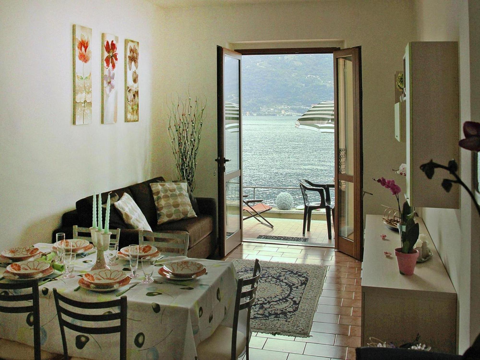 Apartments Paganini Lezzeno Exterior photo
